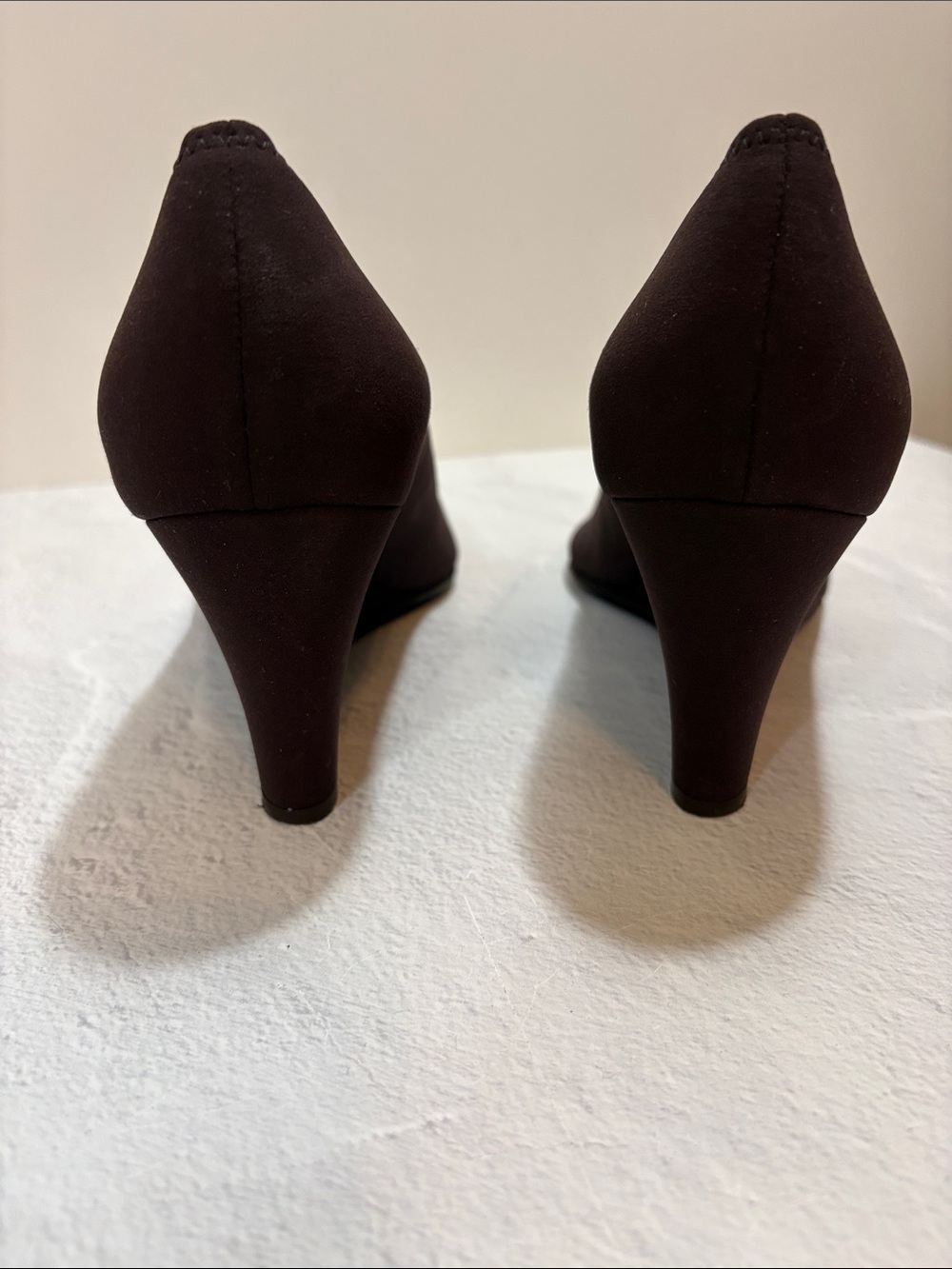 Salvatore Ferragamo Peep-Toe Brown Matte Silk Wedge Heels 10 - Picture 4 of 8